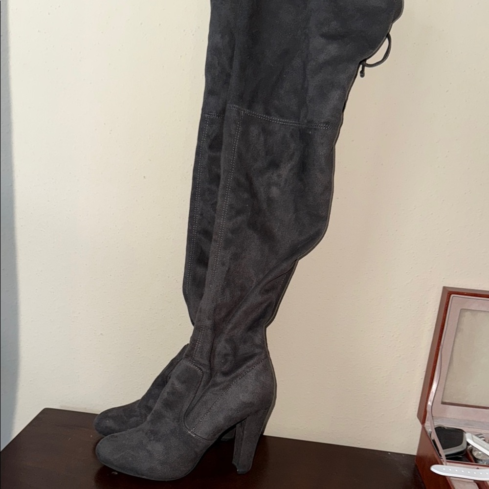 Zigi Soho Black Over the Knee Boots